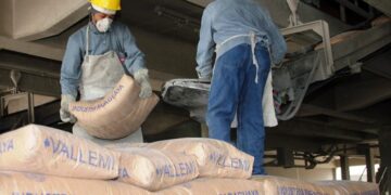 Inauguran moderna industria recicladora